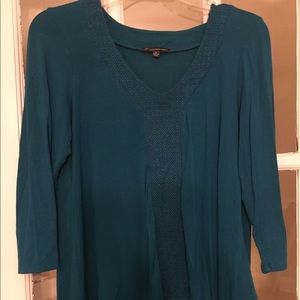 Super cute 3 quarter shirt